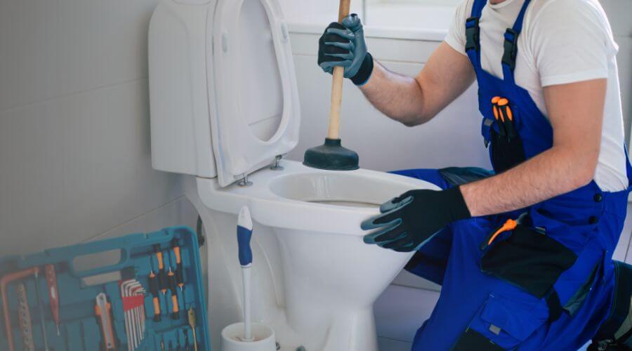 Expert burst pipe repair services in Leakesville, MS